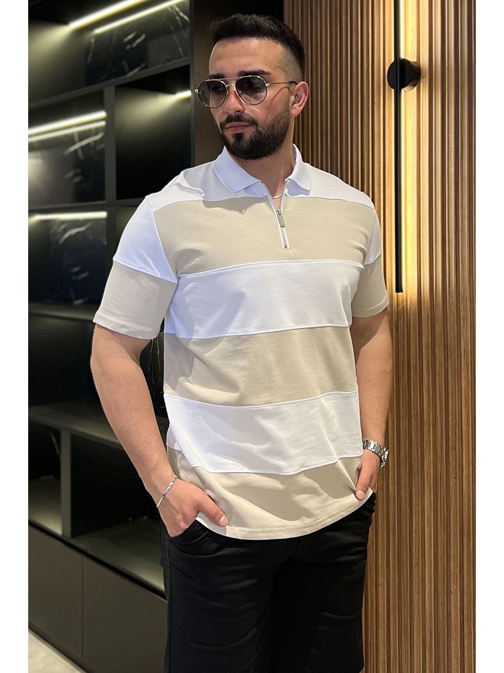 Beyaz Polo Yaka Yarım Fermuarlı Erkek Tişört-1