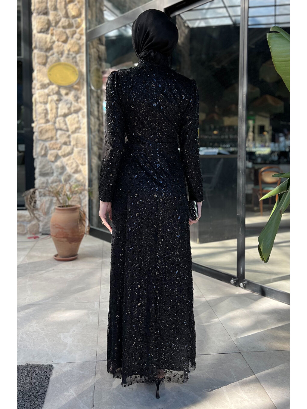 Siyah Pul İşlemeli Tesettür Abiye-6