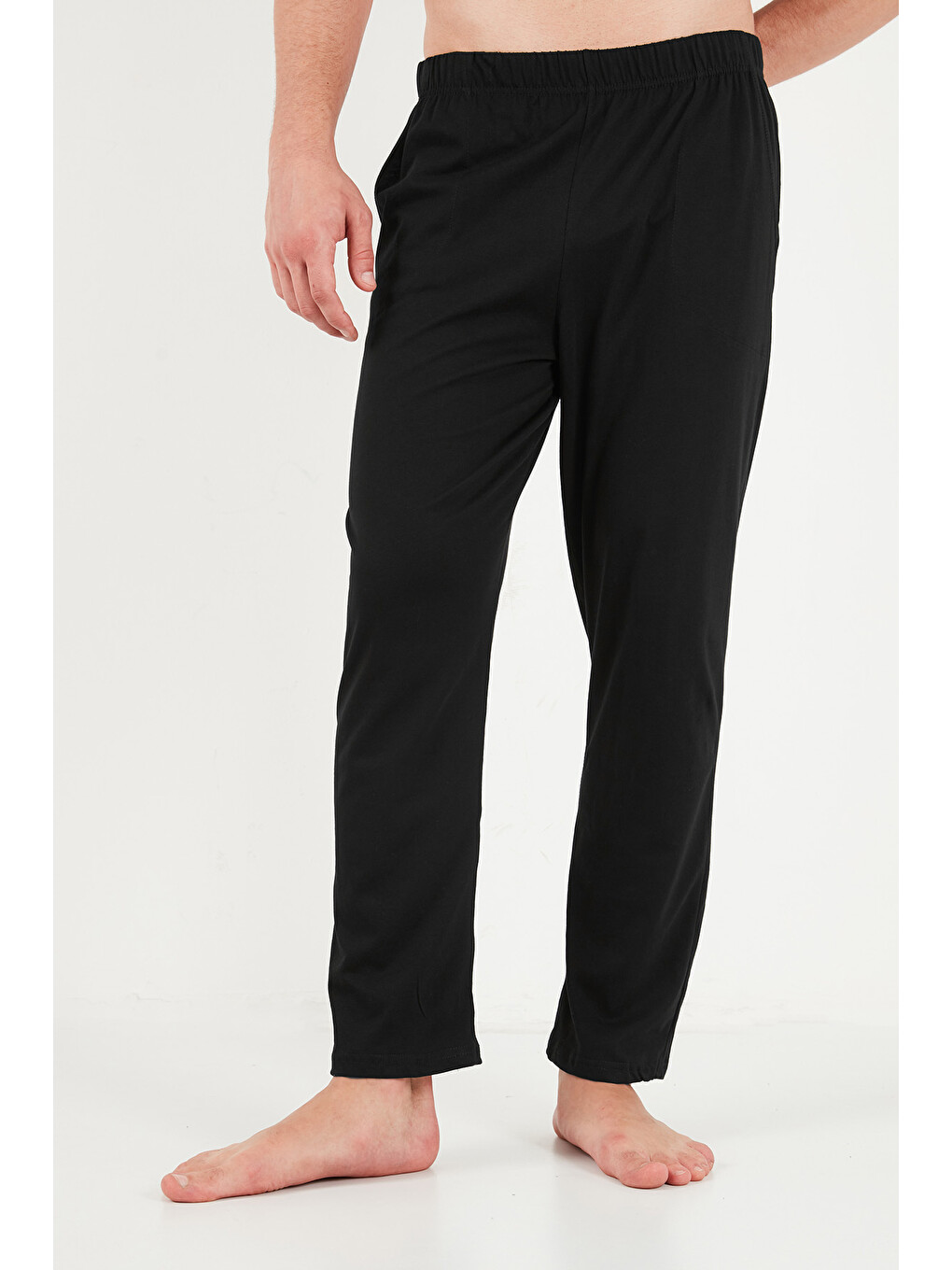 Siyah Minimal Baskılı Pamuklu Uzun Kollu Pijama Takımı 6575005-5