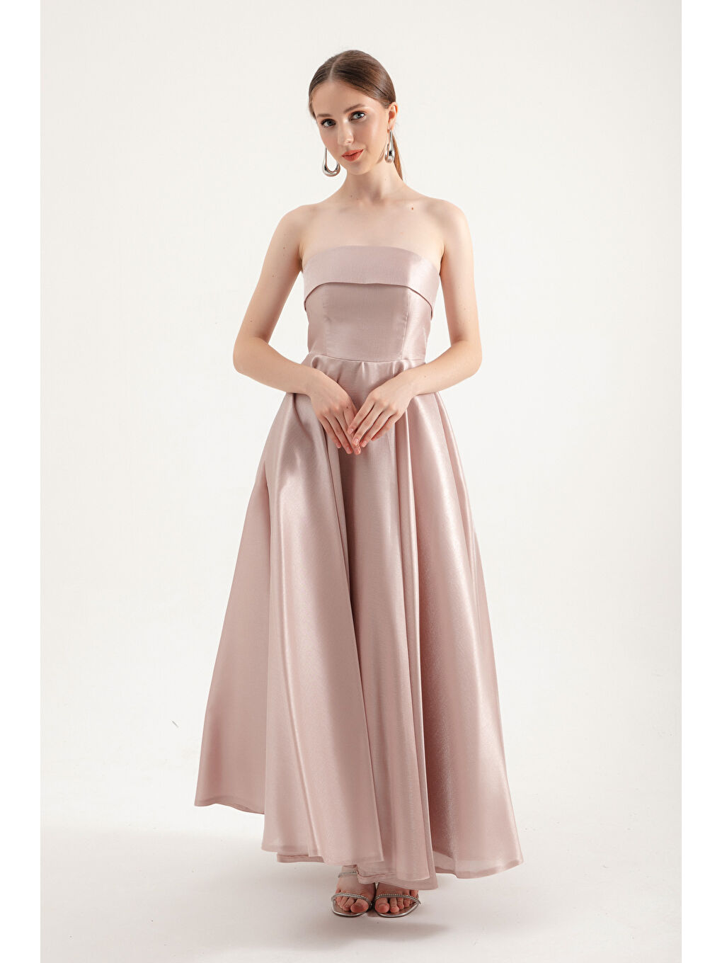 Pembe Kadın Pudra Straplez Kloş Kesim Tül Abiye Elbise-2