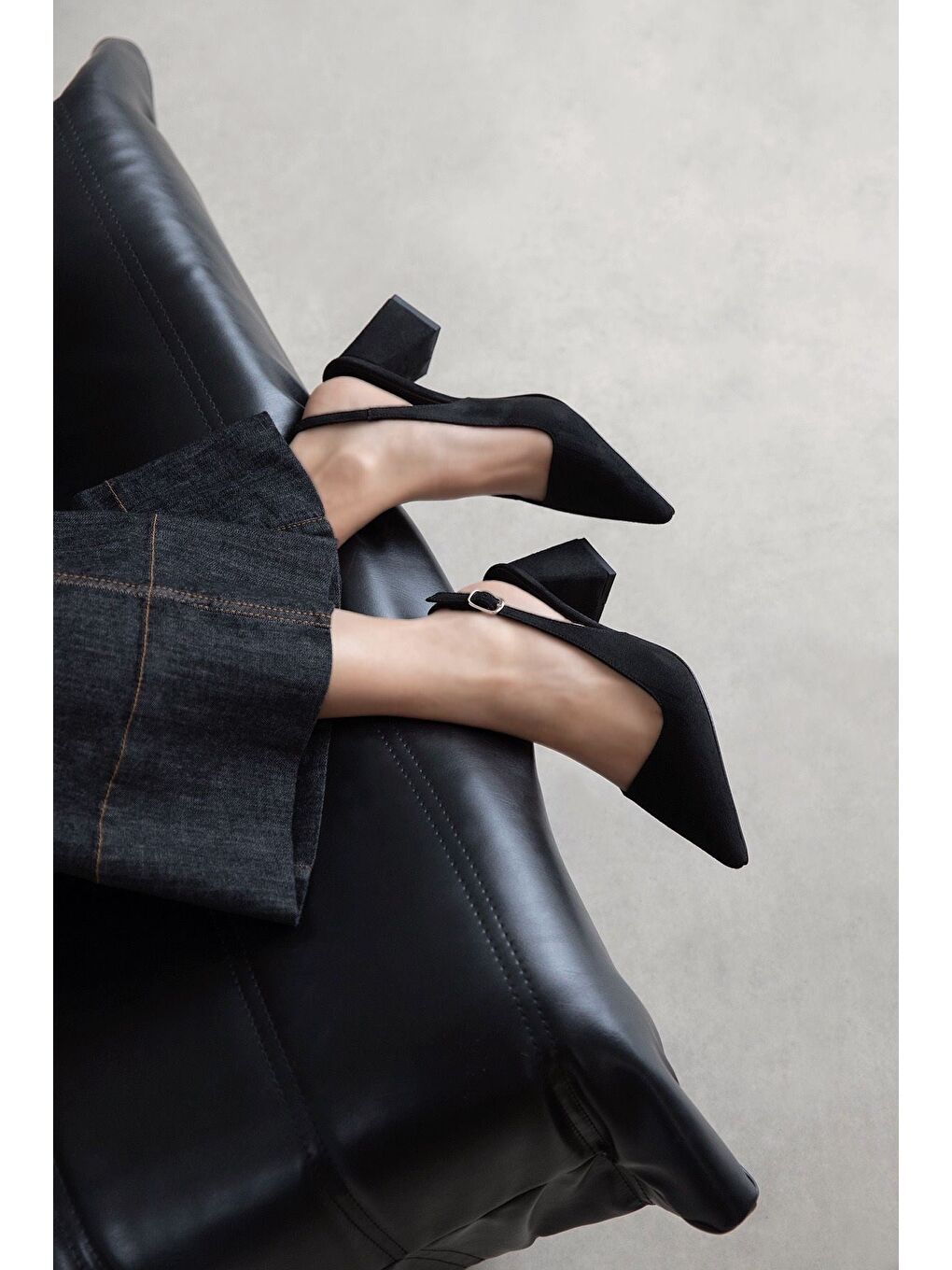 Stefan Kadın Süet Topuklu Ayakkabı Siyah-1