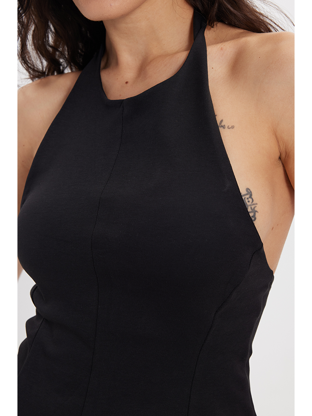 Kadın Slim Fit Dar Kesim  %100 Pamuk Boyundan Bağlamalı Sıfır Kol Siyah Bluz-4