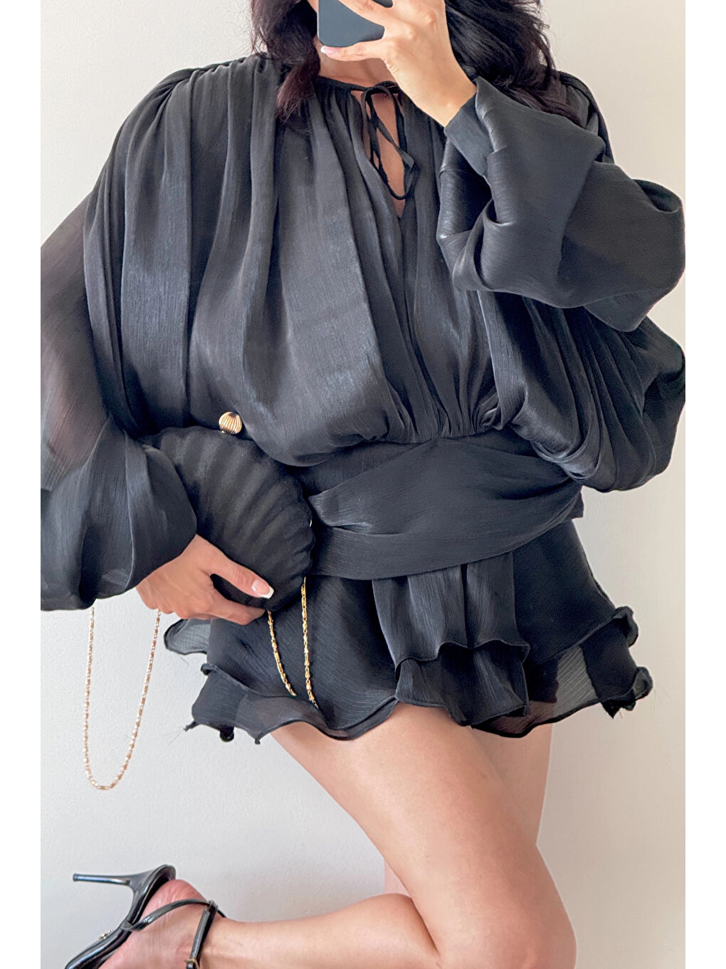 Kadın Siyah Şortlu Elbise (Şortu Astar Şeklinde Ayrıdır.) 1026-221732-1