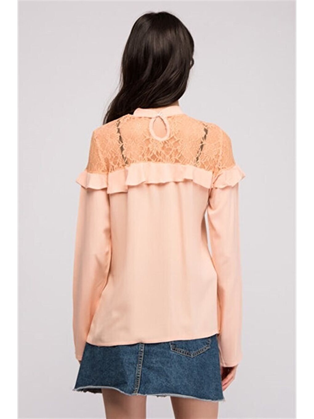 Pembe Şile Bezi Omuzları Dantelli Tül Fırfırlı Bluz PUDRA-1