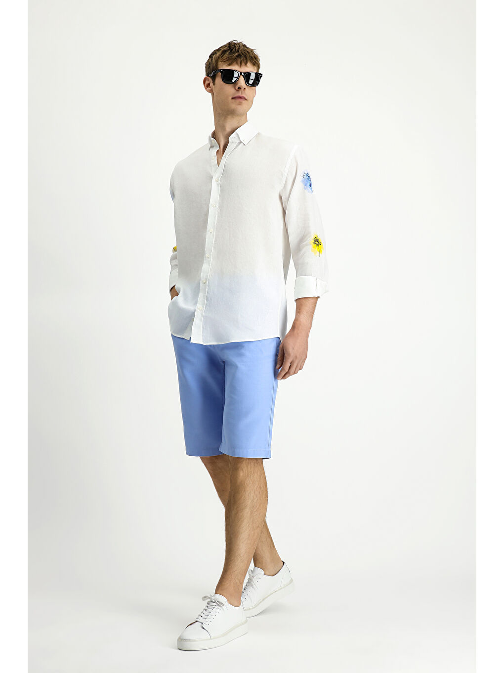 Beyaz Uzun Kol Regular Fit Desenli Keten Gömlek-1