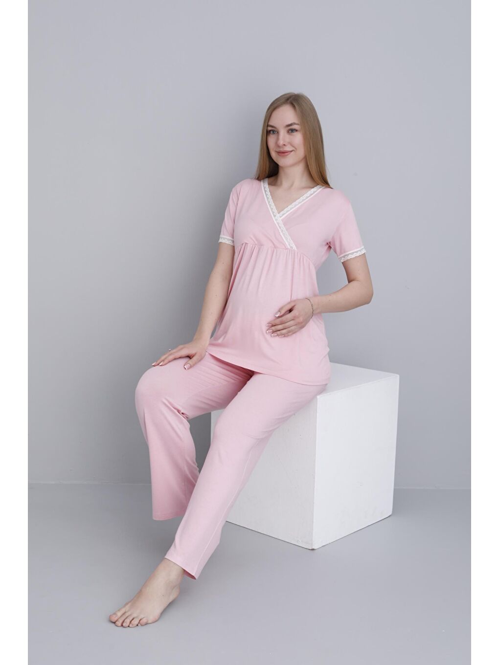 Pembe Pudra Dantel Şeritli V Yaka Sabahlıklı Hamile ve Lohusa Pijama Takımı-3