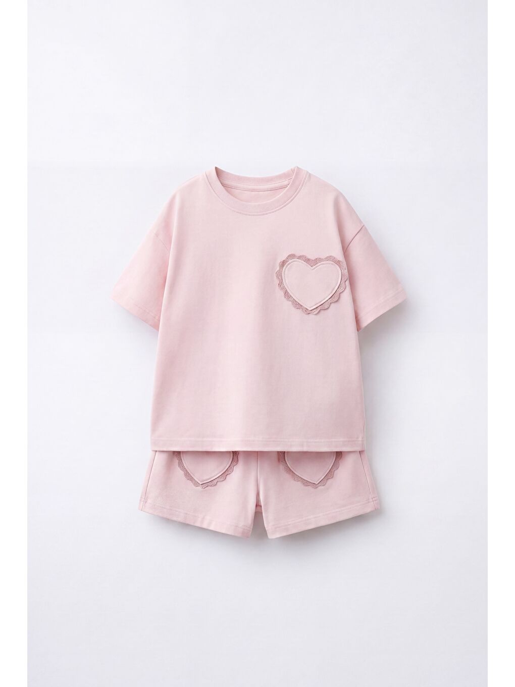Kız Çocuk Pamuklu Lila Kalp Cepli T-Shirt Şort Takım