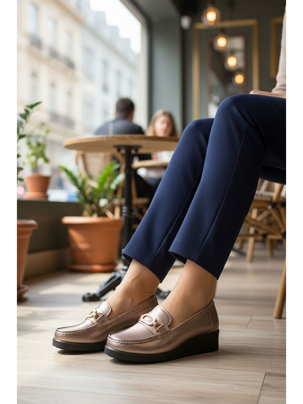 Gri Platin Geniş Kalıp Kadın Klasik Ayakkabı 651631 Z-2