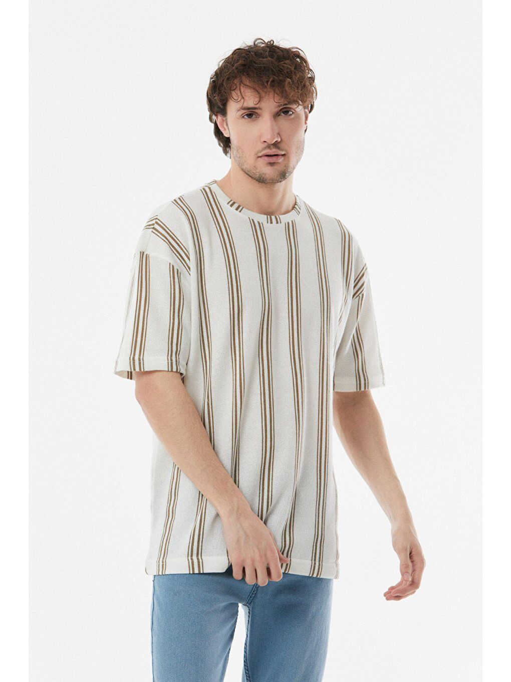 Bej Çizgili Bisiklet Yaka Oversize Tişört
