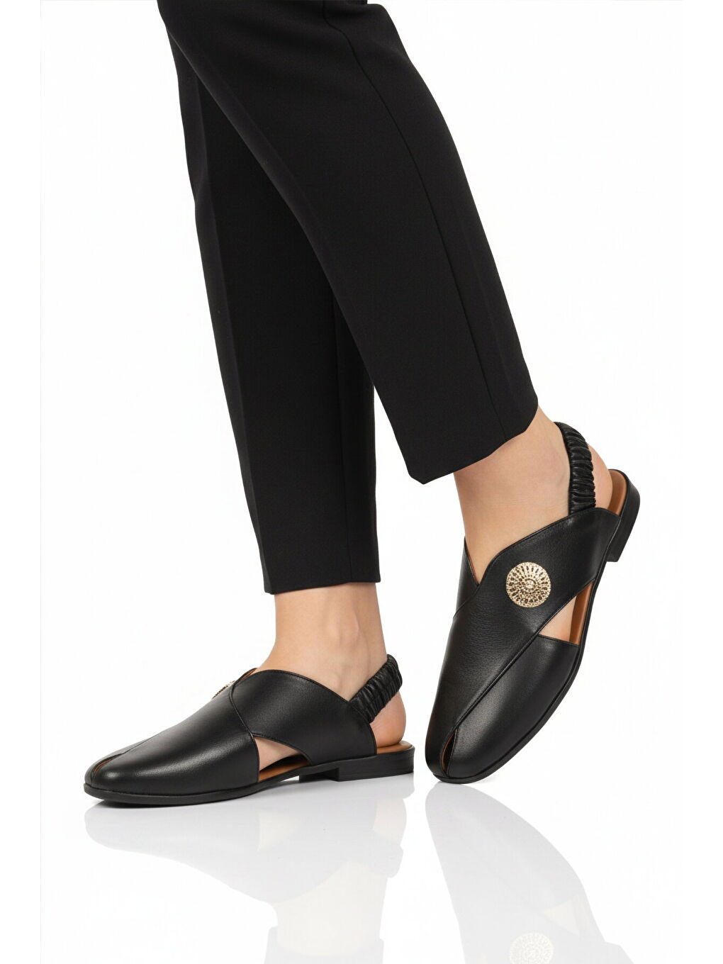 Siyah Hakiki Deri Kadın Sandalet 604 Z