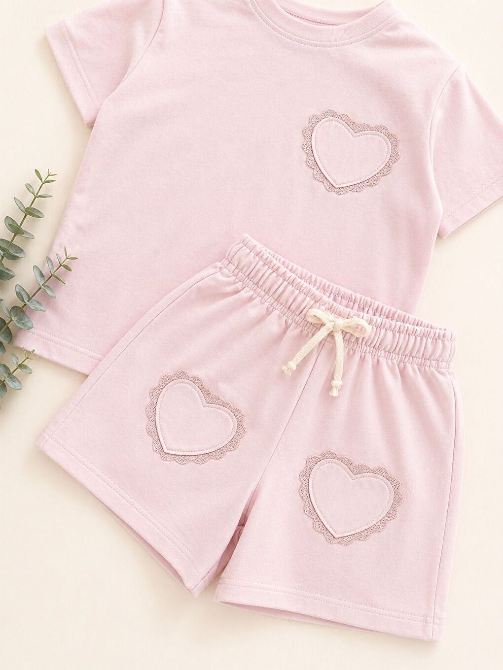 Kız Çocuk Pamuklu Lila Kalp Cepli T-Shirt Şort Takım-2