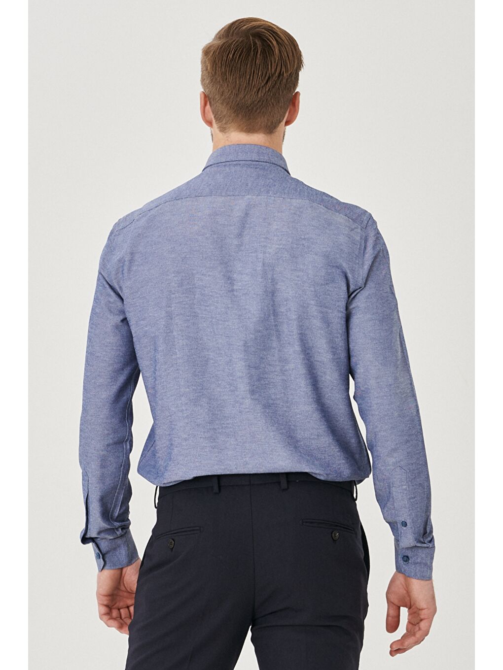 Erkek Lacivert Slim Fit Dar Kesim Düğmeli Yaka Uzun Kollu Oxford Gömlek-4