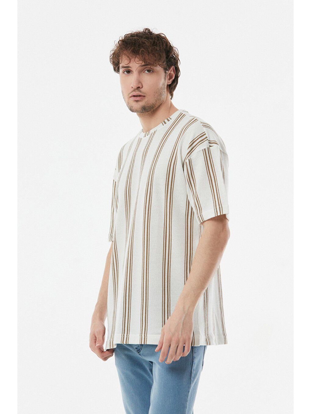 Bej Çizgili Bisiklet Yaka Oversize Tişört-2