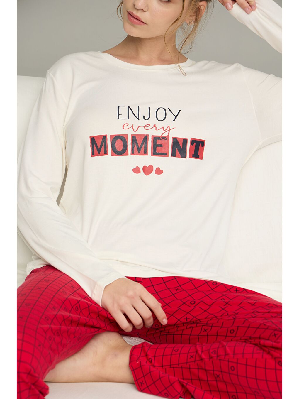 Ekru Desenli Örme Pamuklu Pijama Takım25240207