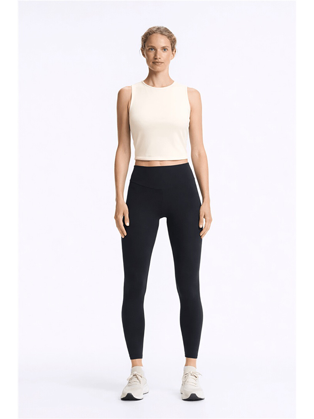 Ekru Crop Fit Bisiklet Yaka Atlet 26Y0713K1-1