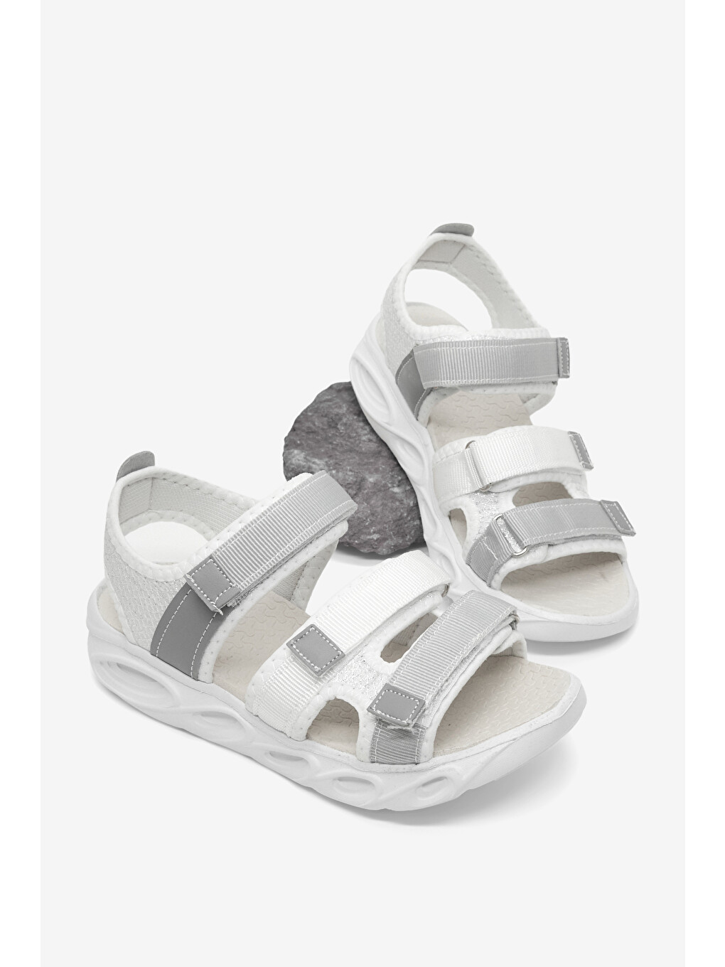 Çocuk Unisex Beyaz Gri Çoçuk Renkli Rahat Kalıp Sandalet-1