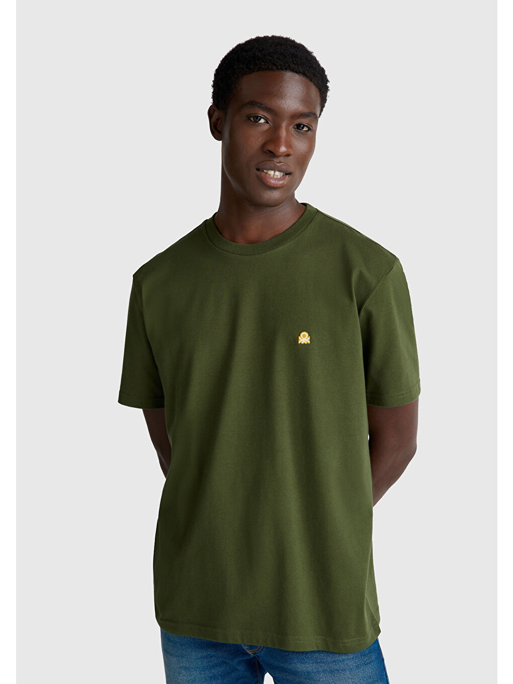 Erkek Haki %100 Pamuk Benetton Logolu Bisiklet Yaka T-Shirt