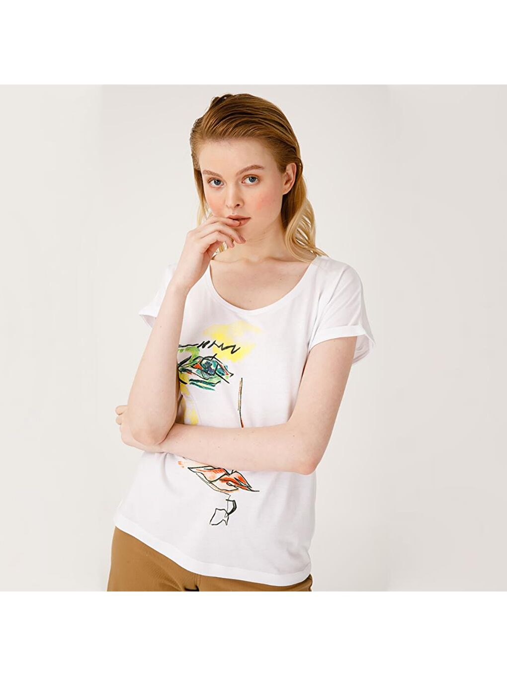 Beyaz Green Face T-Shirt-4