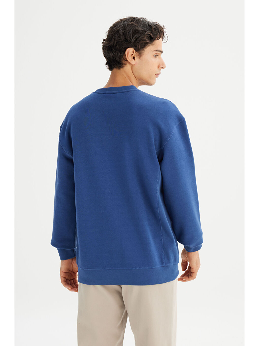 Lacivert Pamuklu İçi Polarlı Regular Fit Kapüşonlu Logo Detaylı Sweatshirt-4