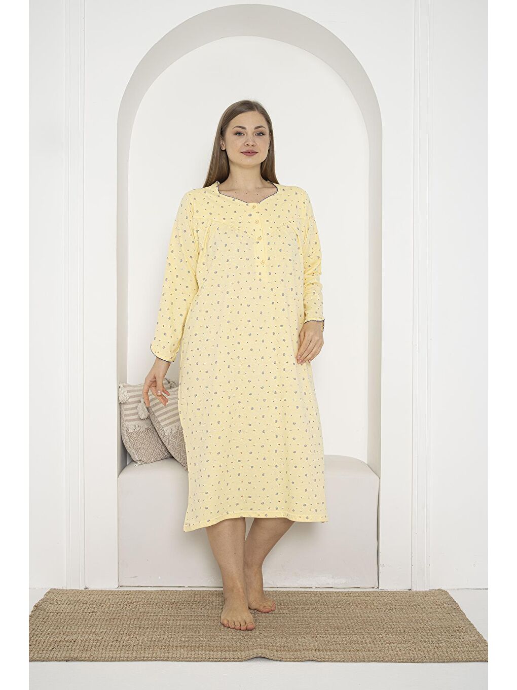 Sarı Uzun Kol Düğmeli Yaka %100 Pamuklu Penye Büyük Beden Anne Geceliği 933-1