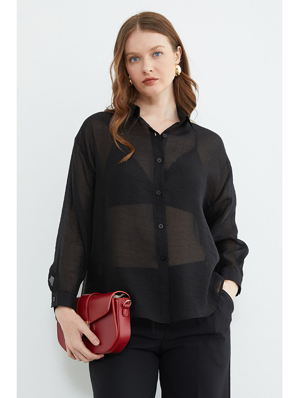 Siyah Jakarlı Düğmeli Transparan Gömlek-1