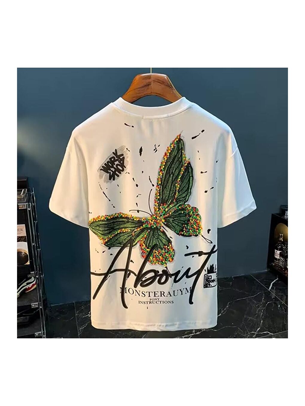 Beyaz Unisex Kelebek Baskılı Bisiklet Yaka Oversize Tişört