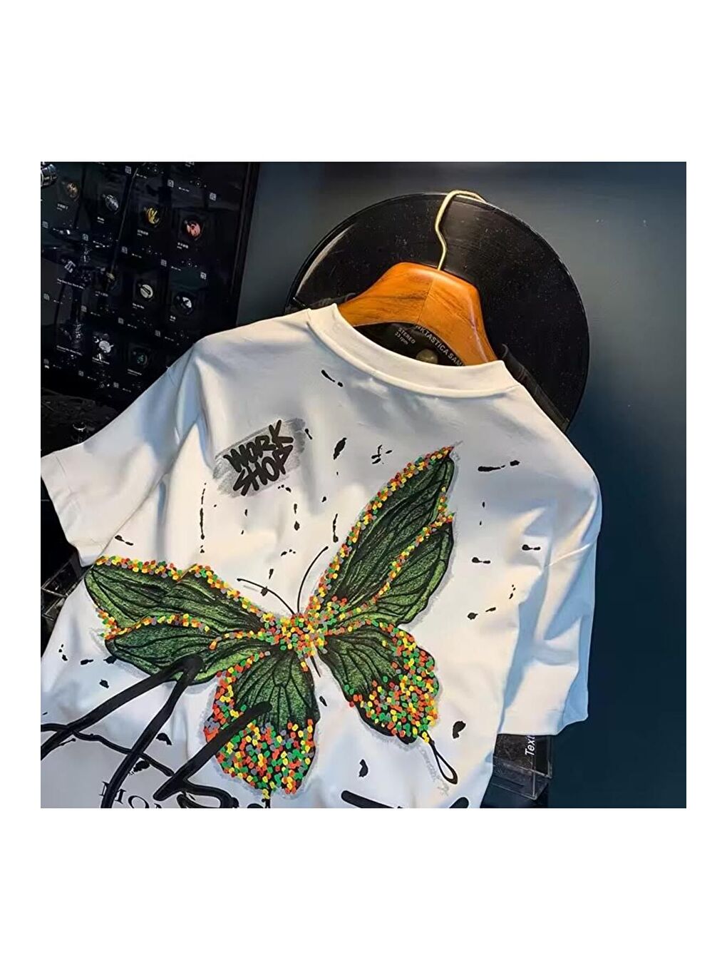 Beyaz Unisex Kelebek Baskılı Bisiklet Yaka Oversize Tişört-2