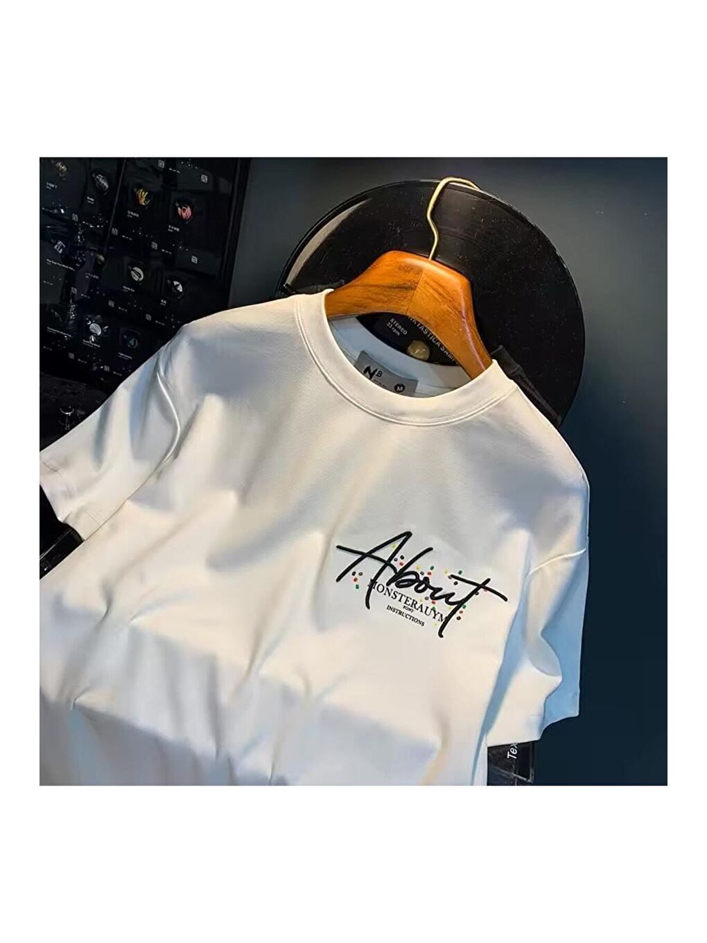 Beyaz Unisex Kelebek Baskılı Bisiklet Yaka Oversize Tişört-4