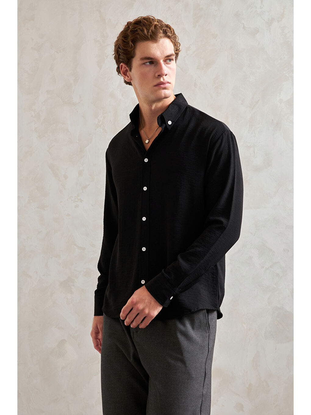 Siyah Erkek Oversize Kesim Aerobin Gömlek