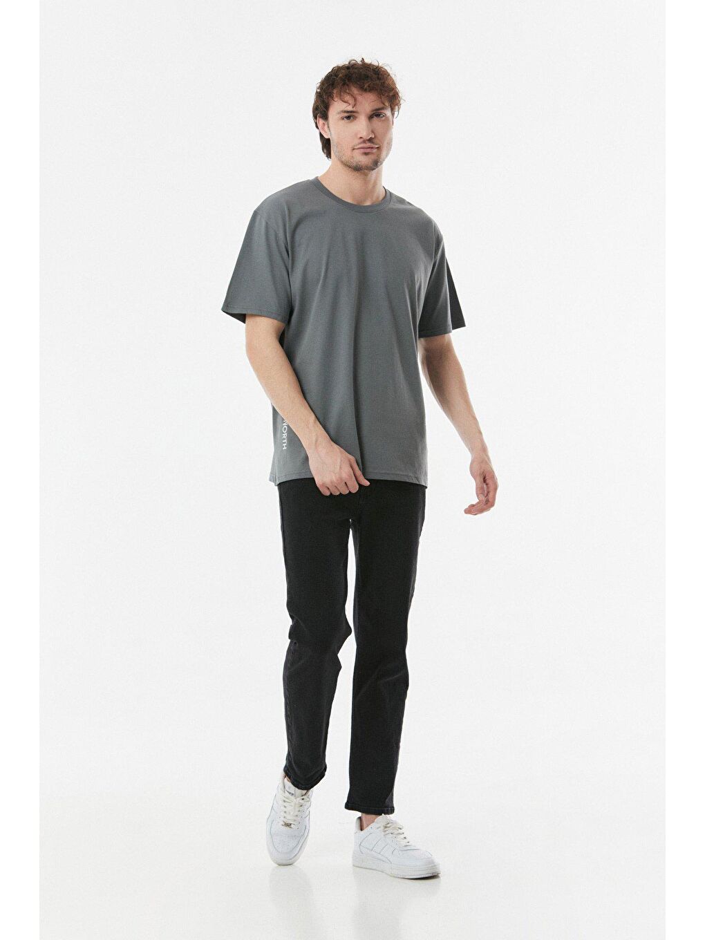 Gri Arkası Baskılı Bisiklet Yaka Oversize Tişört-1