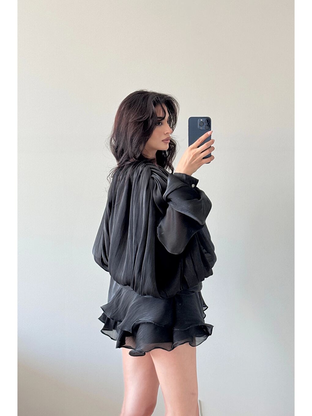 Kadın Siyah Şortlu Elbise (Şortu Astar Şeklinde Ayrıdır.) 1026-221732-3