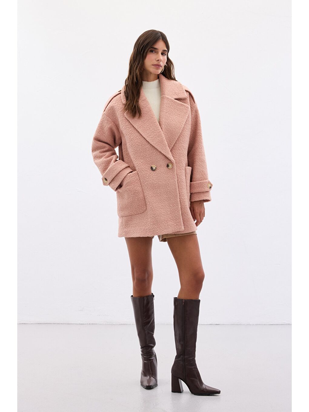 Pembe Buklet Kısa Kaban - Pudra