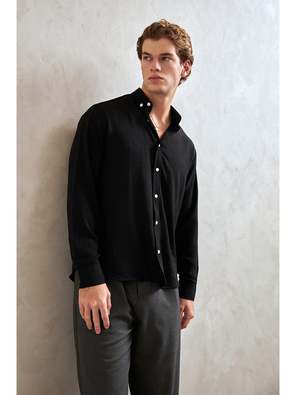 Siyah Erkek Oversize Kesim Aerobin Gömlek-3