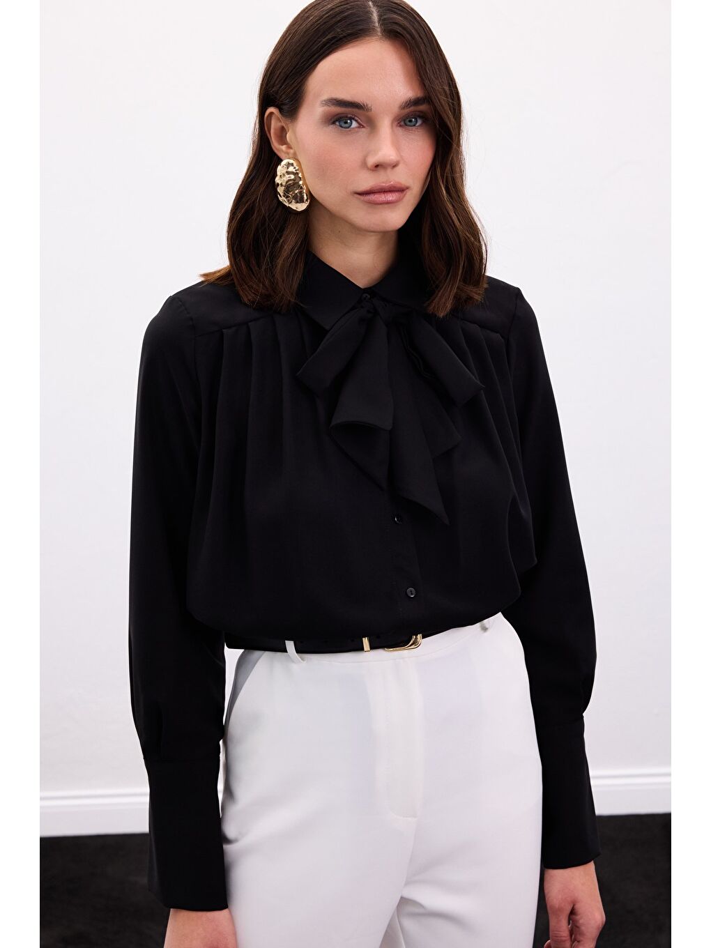 Fularlı Gömlek - Siyah-3