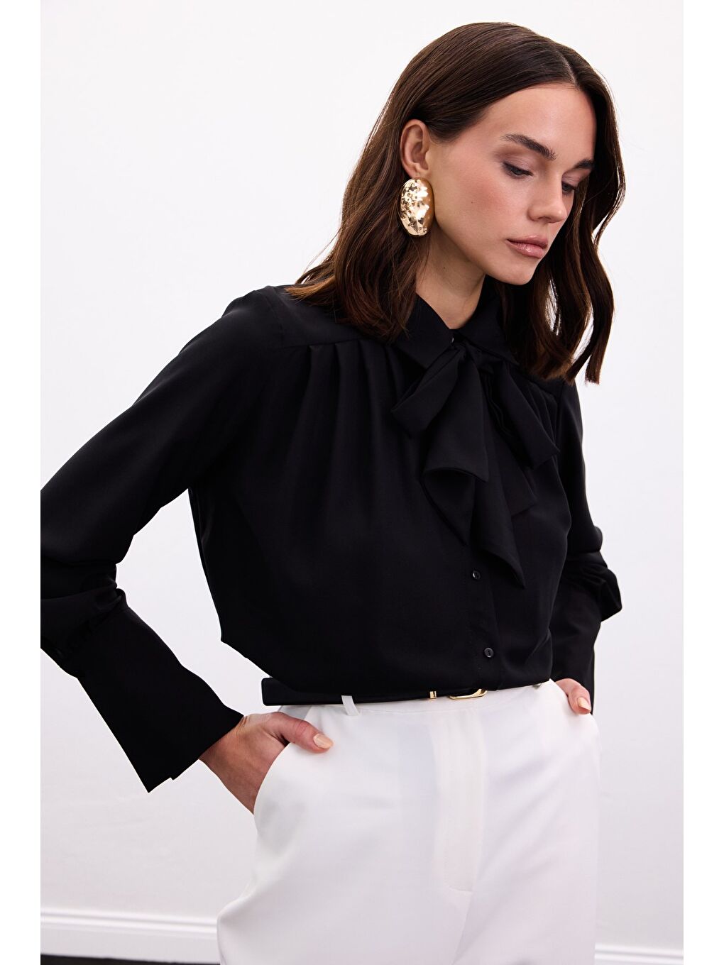 Fularlı Gömlek - Siyah-4