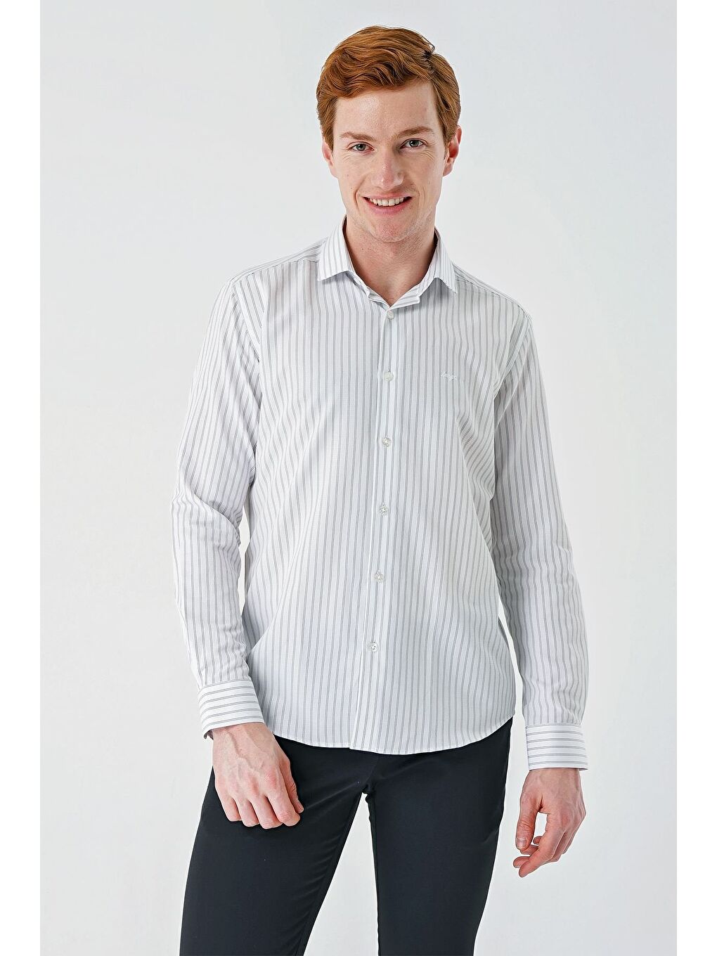 Beyaz Uzun Kollu Çizgili Armürlü Cepsiz Pamuklu Klasik Slim Fit Dar Kesim Gömlek 1004240229-1