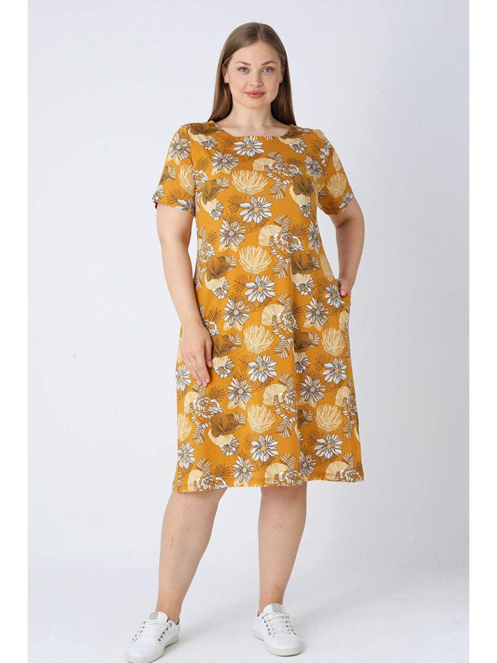 Turuncu Desenli Pamuklu Kadın Büyük Beden Kısa Kollu Cepli Elbise-1
