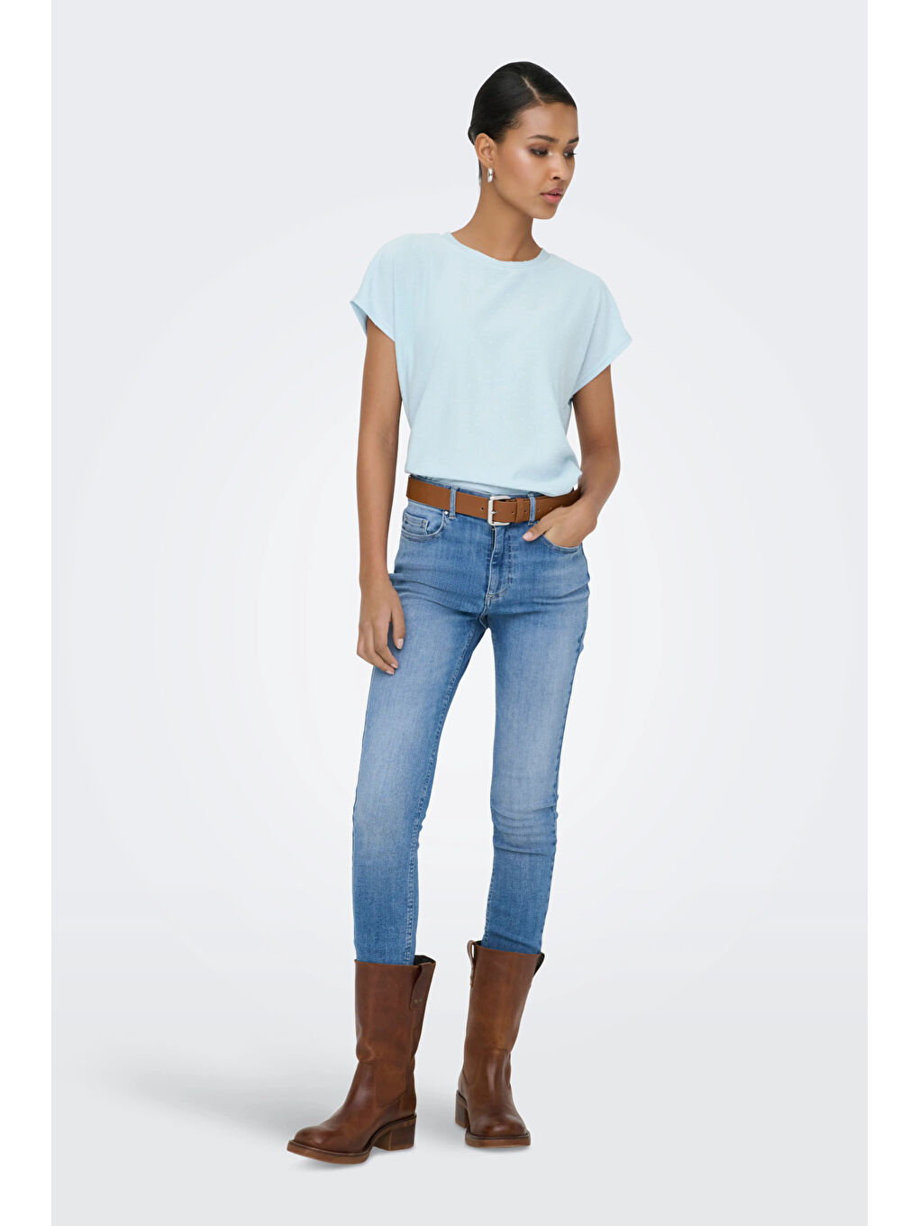 Mavi Onlmolly Relaxed Fit Bisiklet Yaka Kadın T Shirt 15368563-2