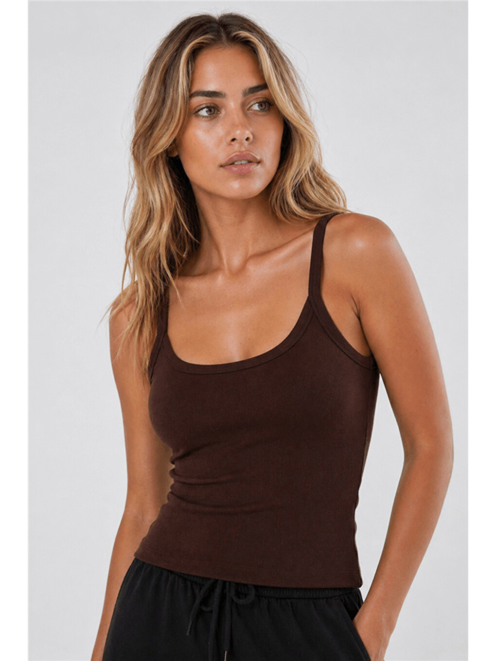 Kahverengi Regular Fit Yuvarlak Yaka Atlet 26Y0702K1-1