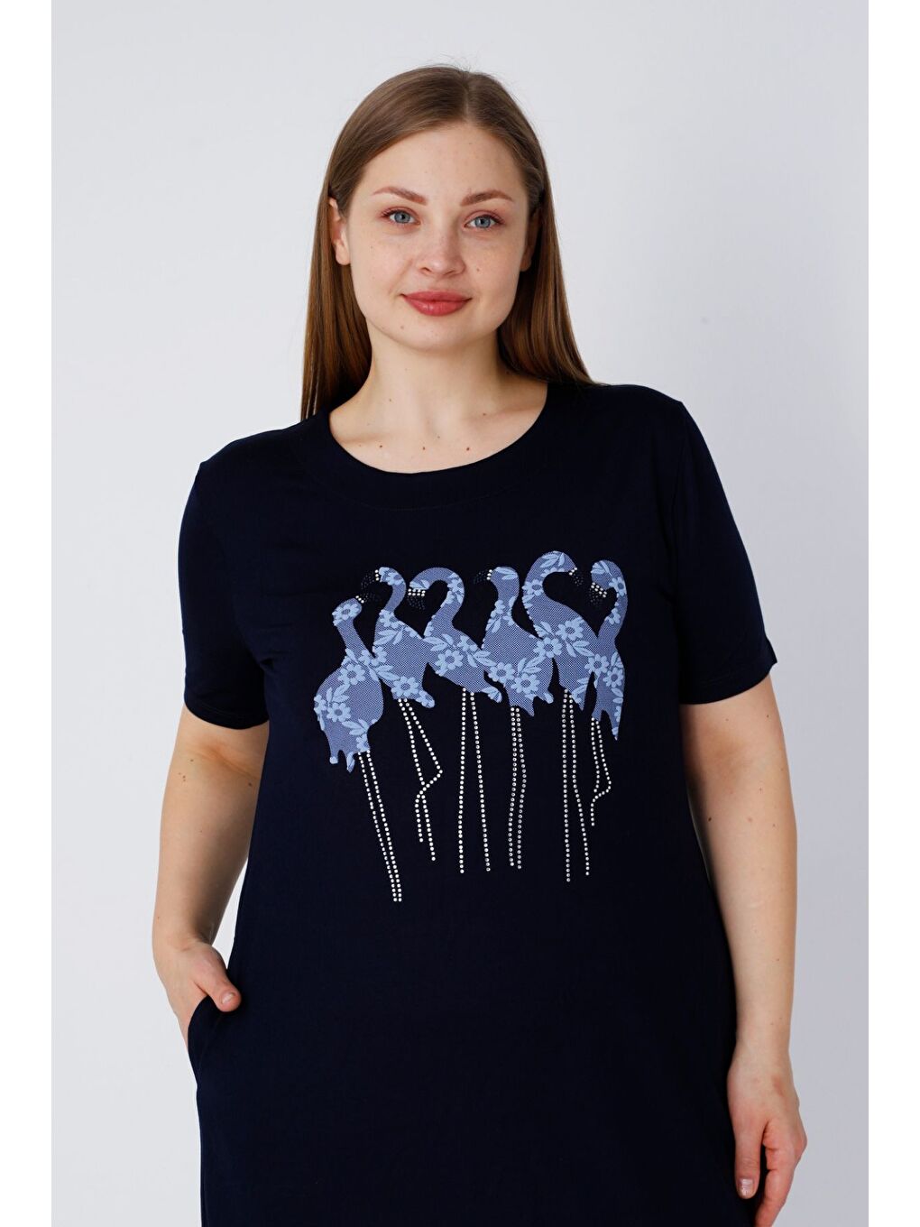 Lacivert Cepli Nakış Ve Taş Detaylı Viskon Kadın Büyük Beden Kısa Kollu Elbise-2