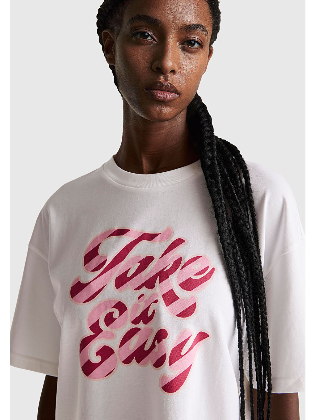 Kadın Beyaz-Pembe Yazılı %100 Pamuk Önü Yazı Baskılı Bisiklet Yaka T-Shirt-5