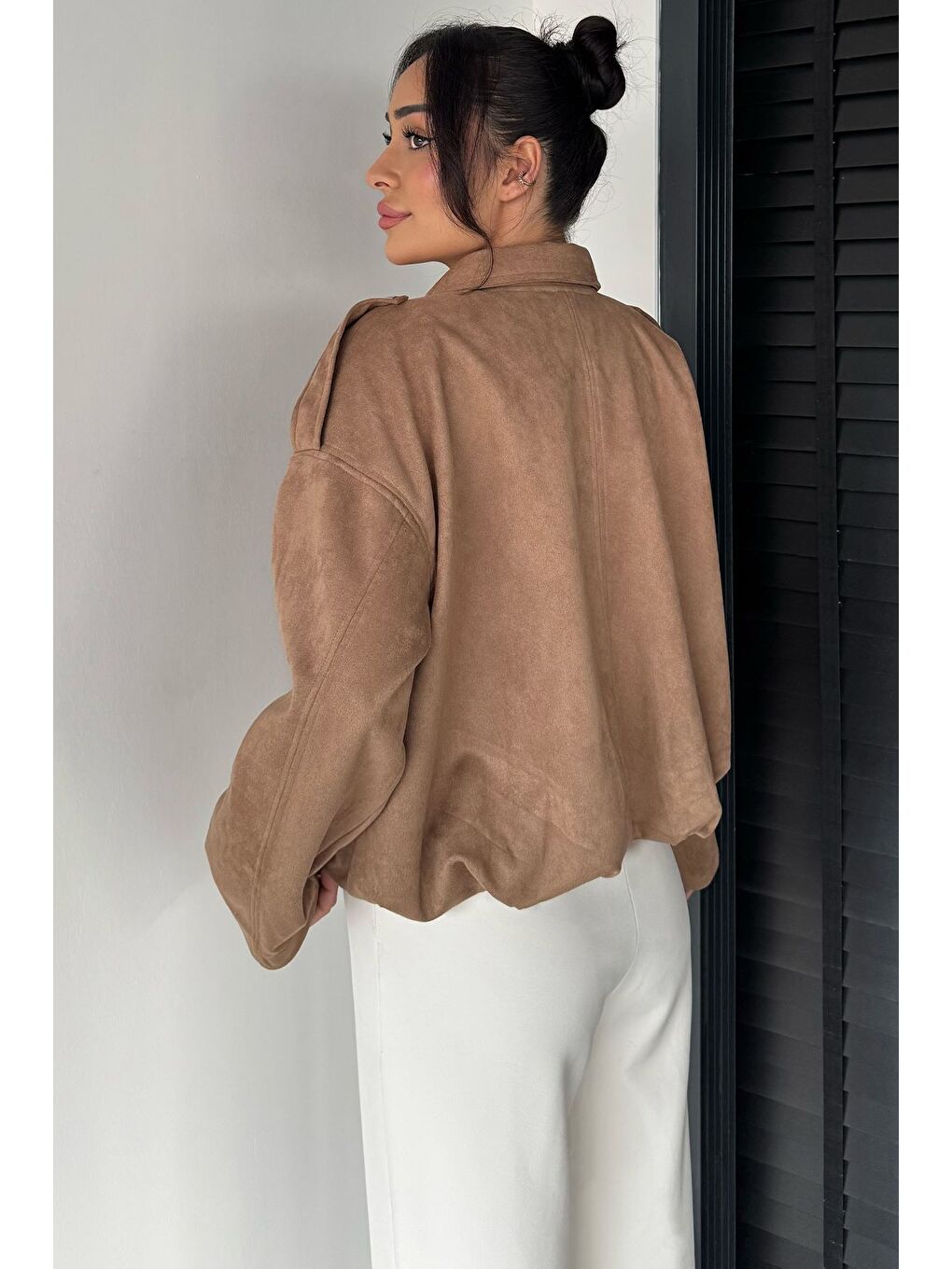 Ekru Kadın Bel Büzgülü Fermuarlı Ve Çıtçıtlı Süet Ceket-3