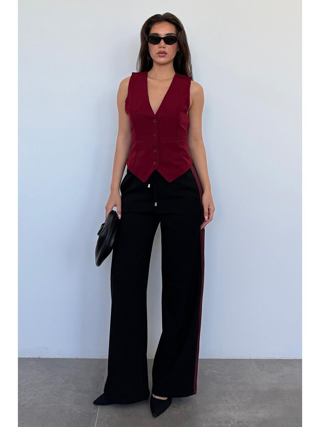 Siyah Şerit Detaylı Bol Paça Kadın Pantolon Mg2441-1