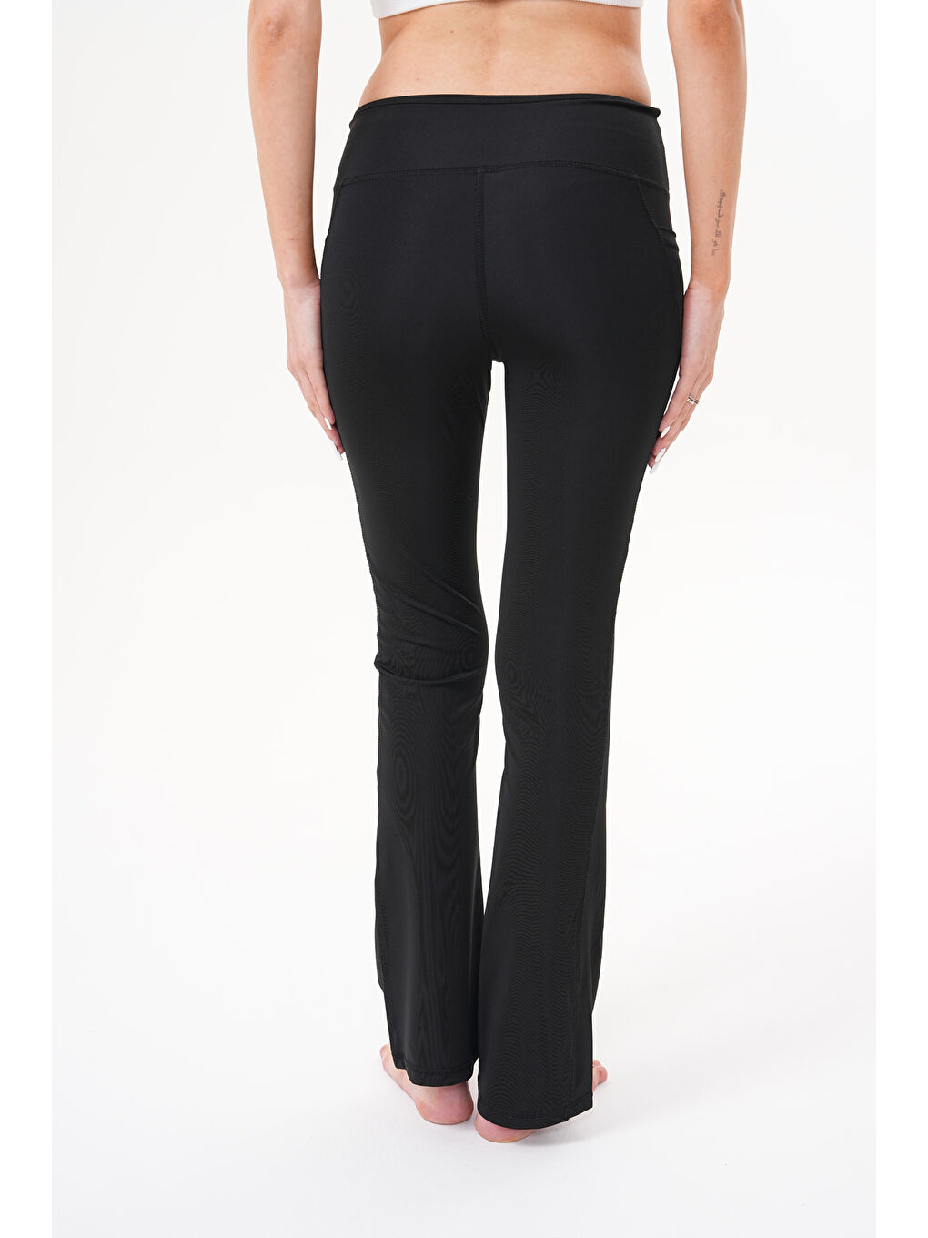 Siyah Kadın Yüksek Bel Toparlayıcı Çift Cepli Ispanyol Paça Tayt İSPANYOL-TAYT-4