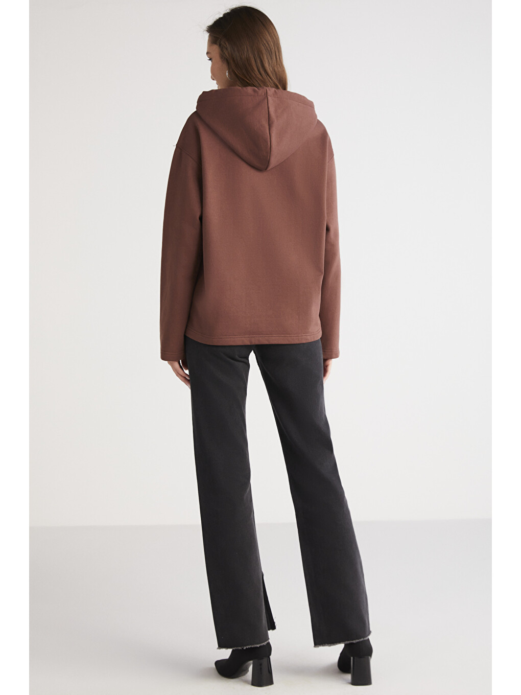 Pıper Kadın Içi Polarlı Yumuşacık Comfort Fit Kapüşonlu Kanguru Cepli Kahverengi Sweatshirt-5
