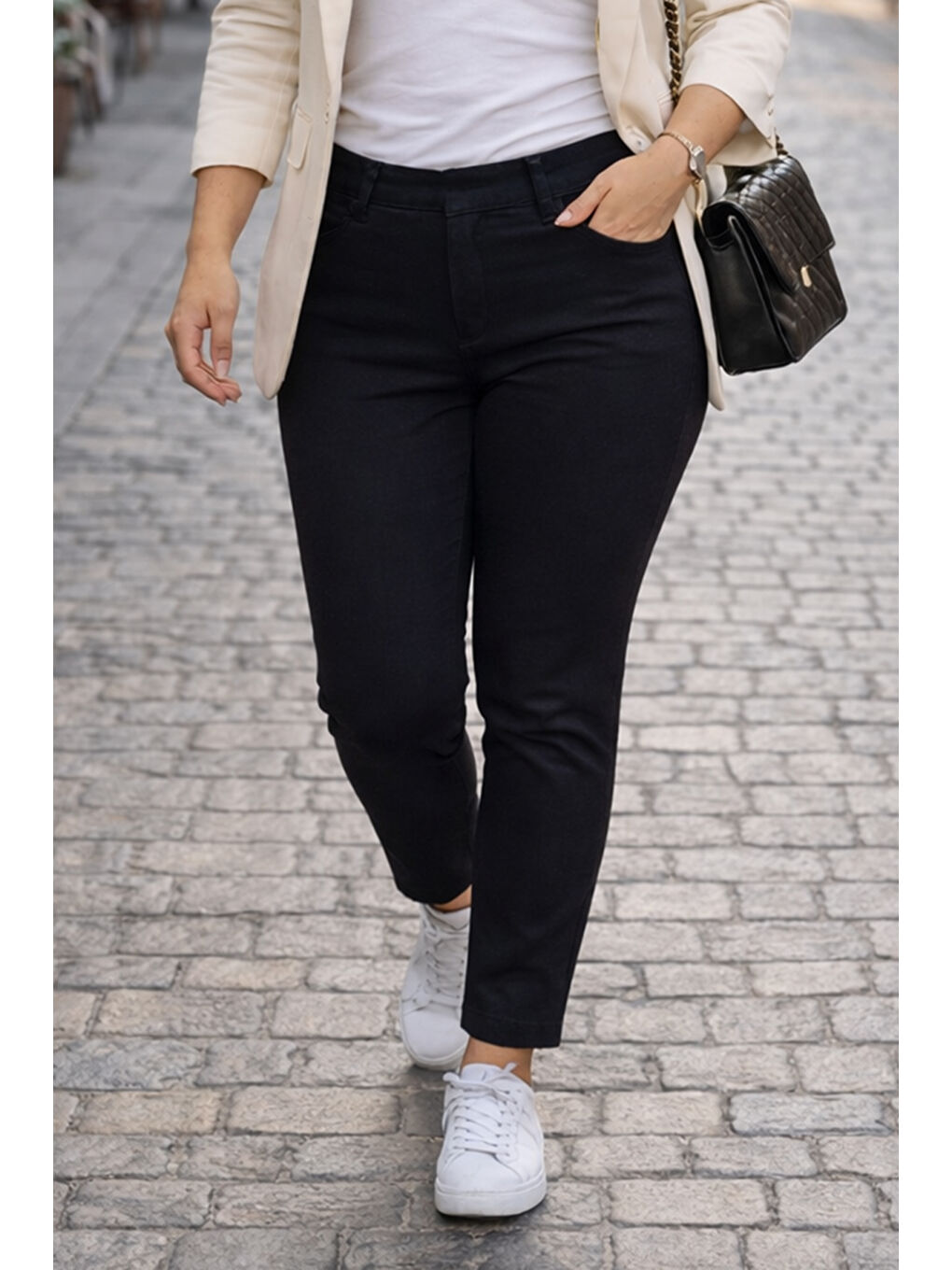 Büyük Beden Kadın Beli Lastikli Punto Kumaş Battal Pantolon 05 Siyah