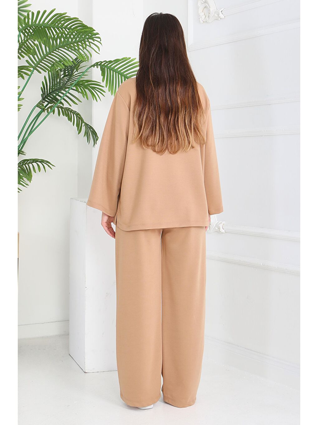 Kahverengi Geniş Paçalı İki İplik Eşofman Takımı Biskuvi - 27717-BISKUVI-3