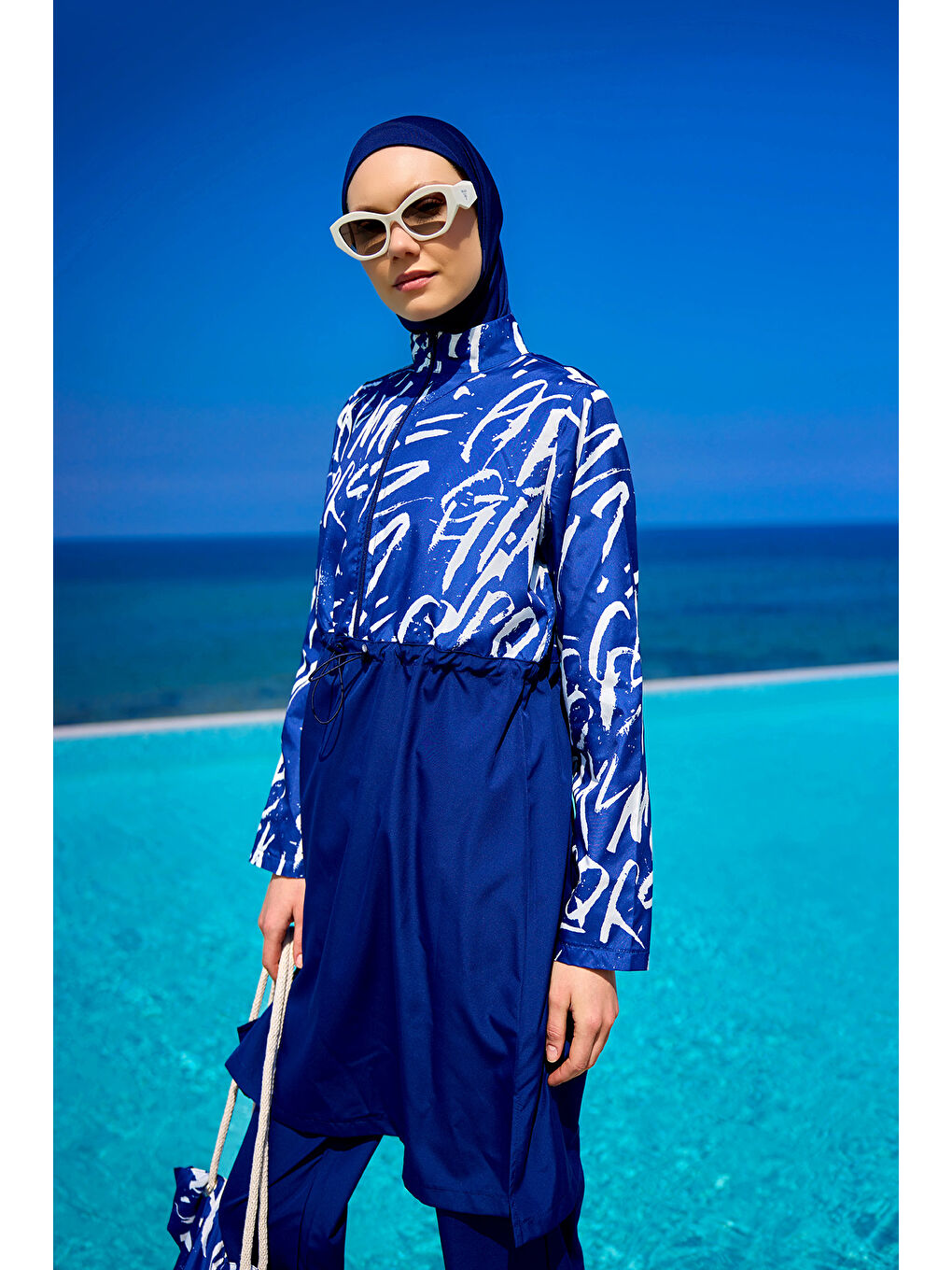 Lacivert Tam Kapalı Tesettür Mayo Plaj Çantalı 4 Parça Set R2502-2