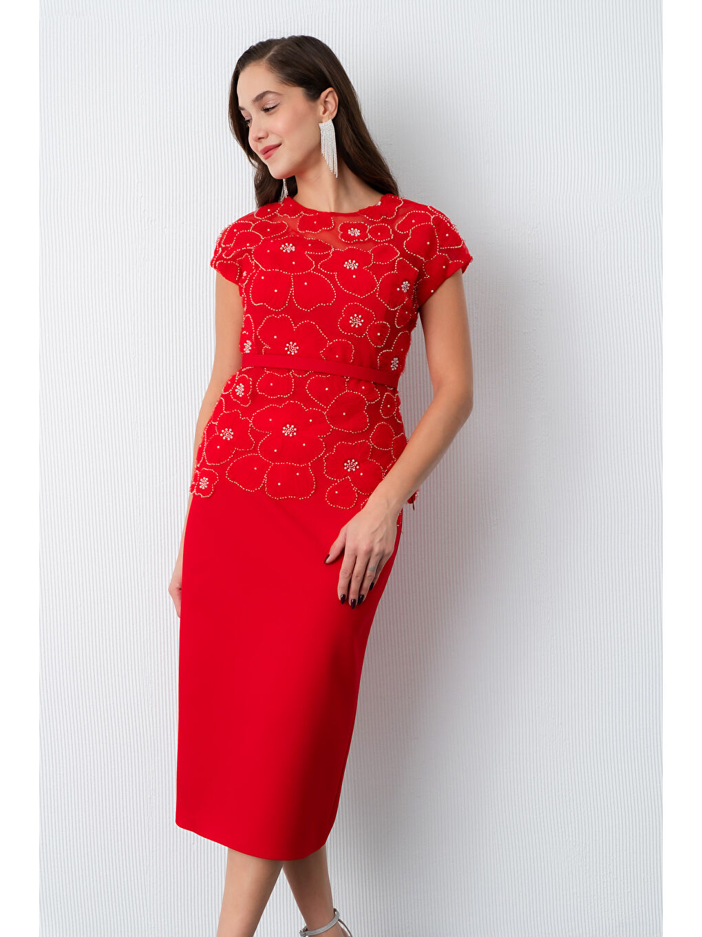 Kadın Kırmızı Dantelli Midi Abiye Elbise-1