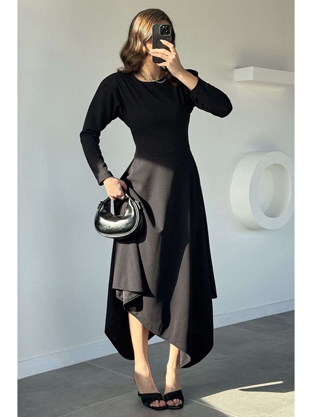 Siyah Kadın Bisiklet Yaka Sırt Fermuarlı Asimetrik Kesim Kiloş Elbise-5